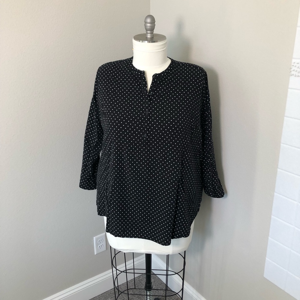 Chic Black Polka Dot Blouse